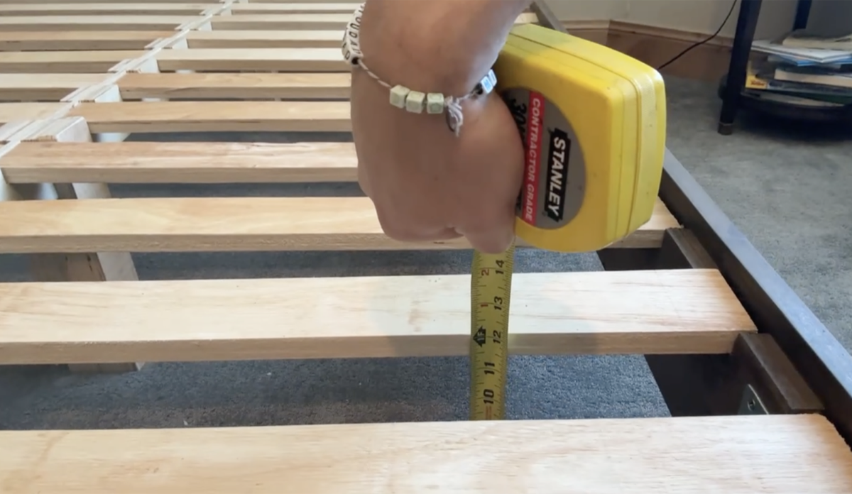 Measuring slat height